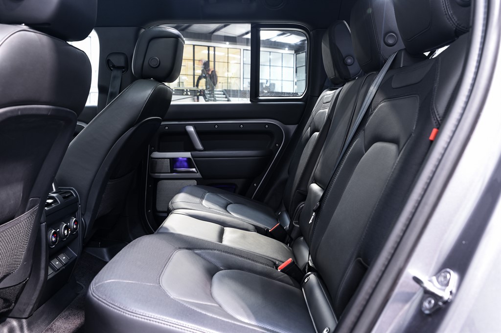 Used Land Rover Defender 2023 for sale - 77160856: Photo 21