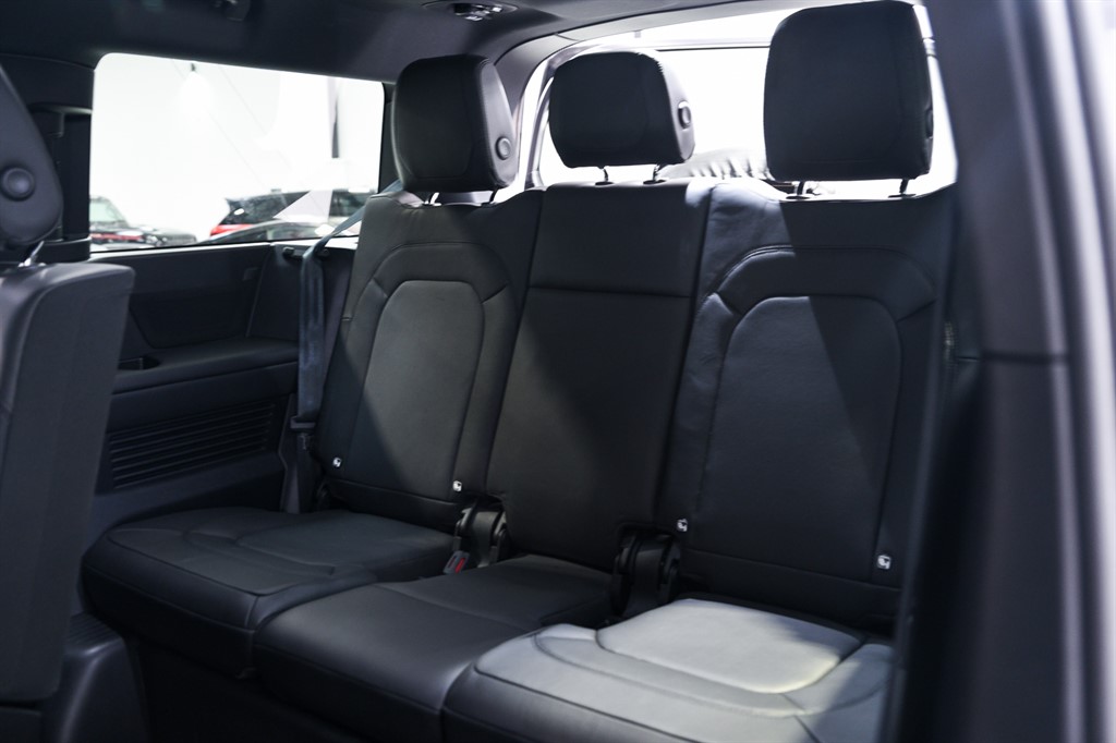 Used Land Rover Defender 2023 for sale - 77160856: Photo 23