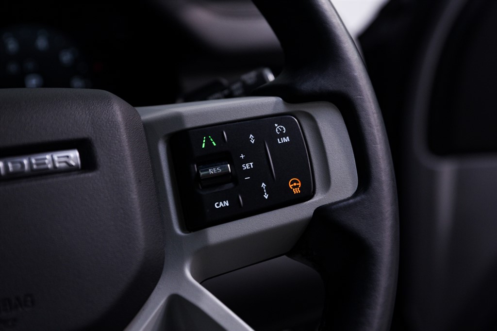 Used Land Rover Defender 2023 for sale - 77160856: Photo 34