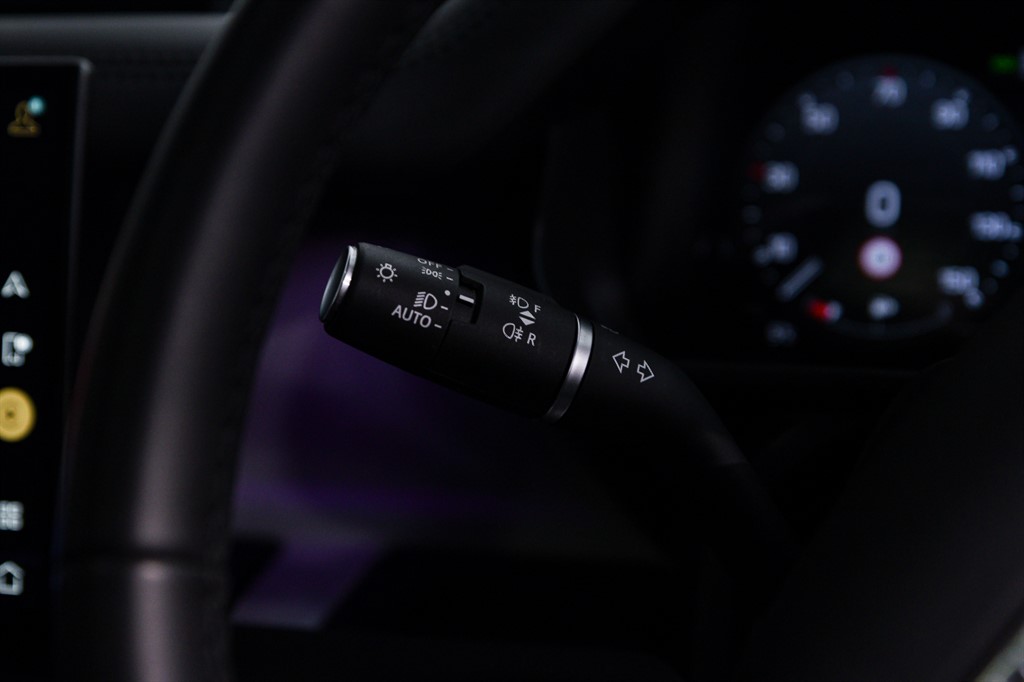 Used Land Rover Defender 2023 for sale - 77160856: Photo 35