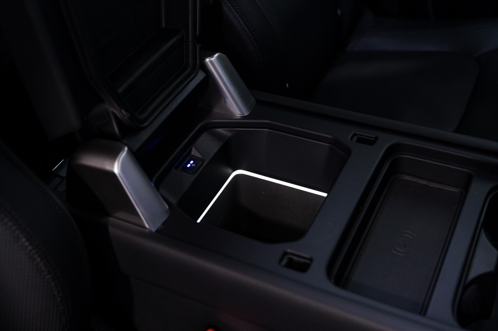 Used Land Rover Defender 2023 for sale - 77160856: Photo 41