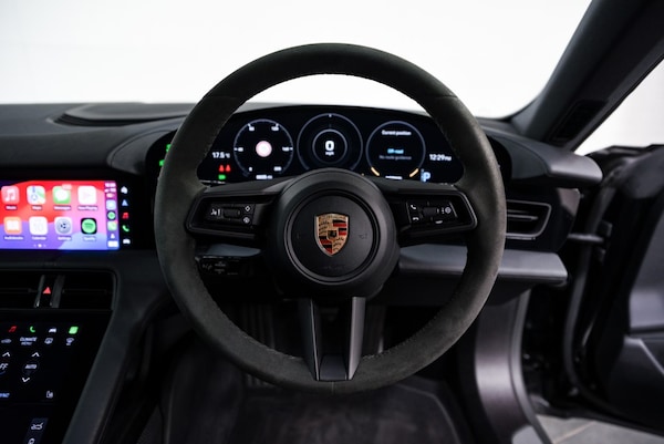 Used Porsche Taycan 2022 for sale - 74922548: Photo 16