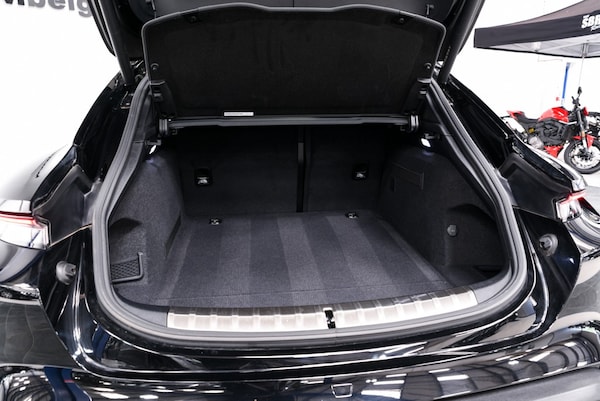 Used Porsche Taycan 2022 for sale - 74922548: Photo 24
