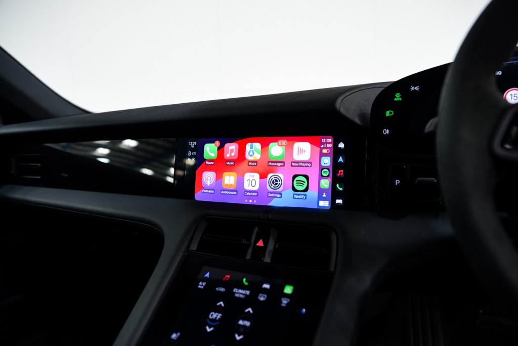 Used Porsche Taycan 2022 for sale - 74922548: Photo 28