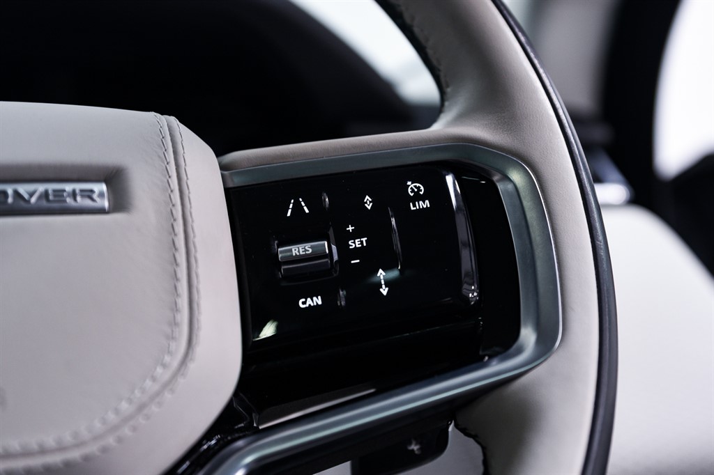 Used Land Rover Range Rover Velar 2023 for sale - 78187216: Photo 28