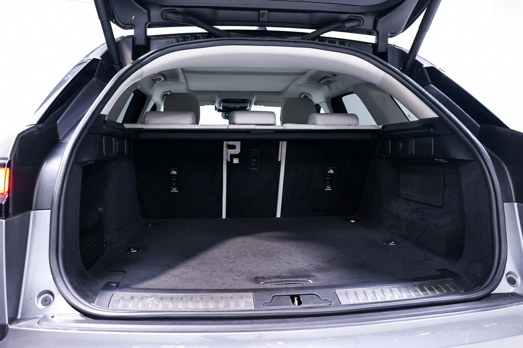 Used Land Rover Range Rover Velar 2023 for sale - 78187216: Photo 33