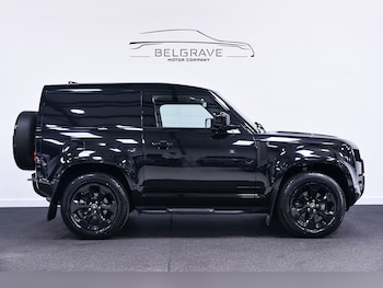 Used Land Rover Defender 2025 for sale - 79541503: Photo