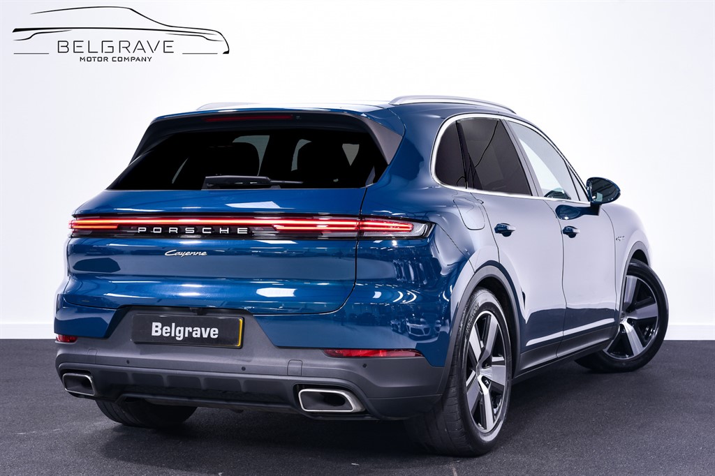 Used Porsche Cayenne 2024 for sale - 77960141: Photo 2