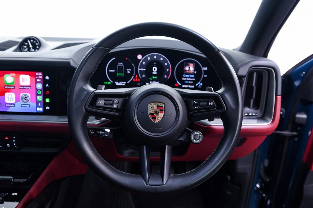 Used Porsche Cayenne 2024 for sale - 77960141: Photo 31