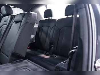 Used Audi Q7 2024 for sale - 77653378: Photo