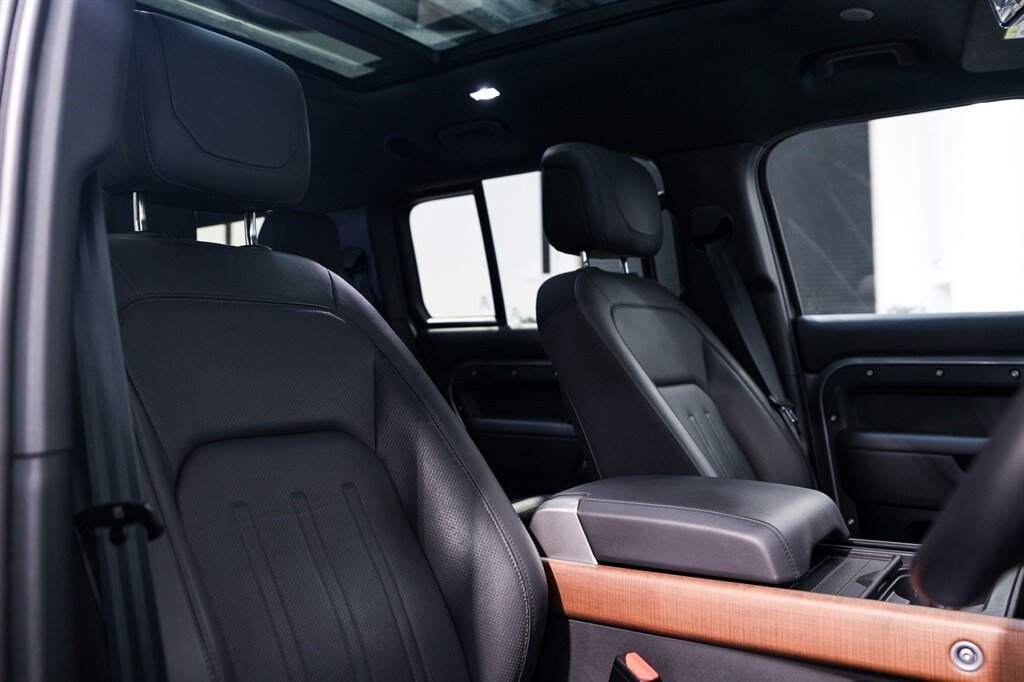 Used Land Rover Defender 2022 for sale - 77856005: Photo 17