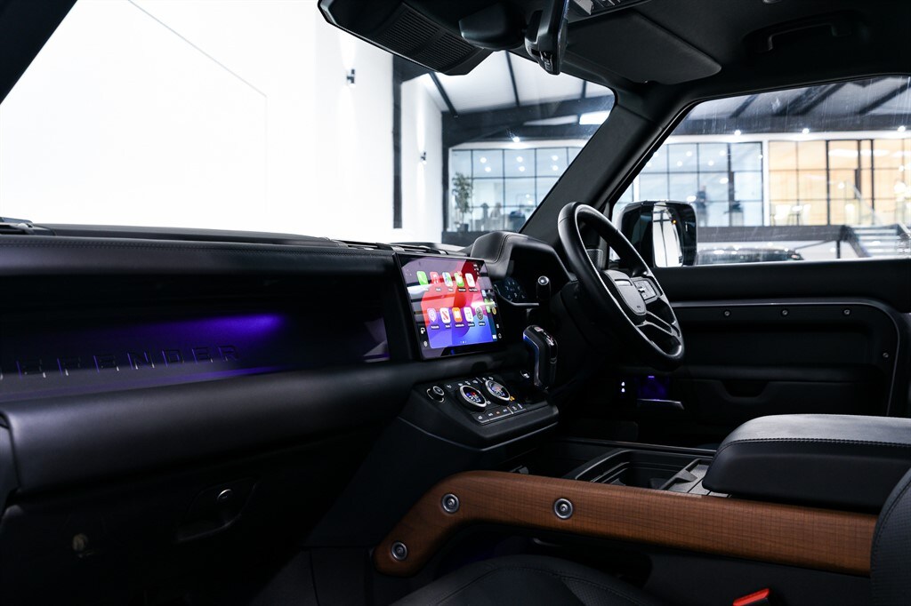 Used Land Rover Defender 2022 for sale - 77856005: Photo 18