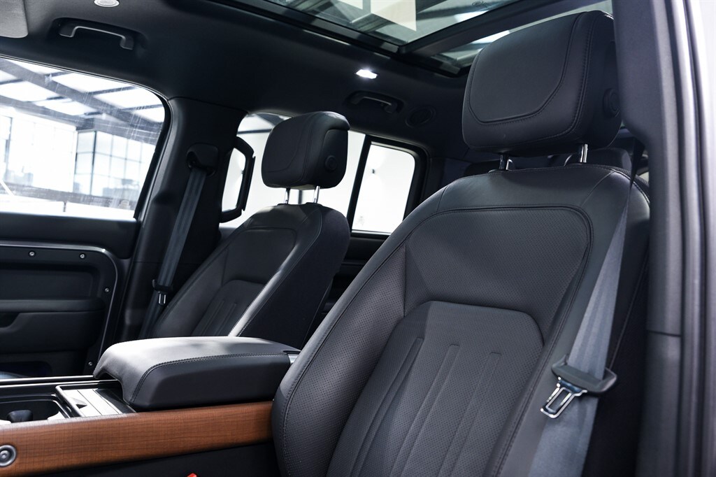 Used Land Rover Defender 2022 for sale - 77856005: Photo 19