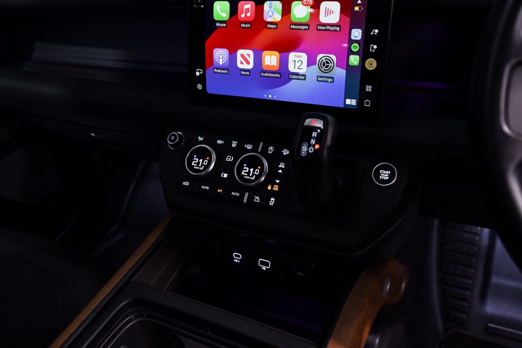 Used Land Rover Defender 2022 for sale - 77856005: Photo 25