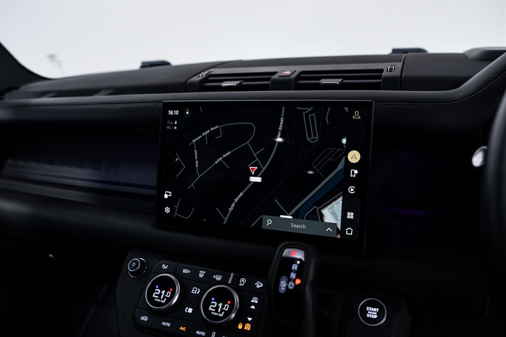 Used Land Rover Defender 2022 for sale - 77856005: Photo 27