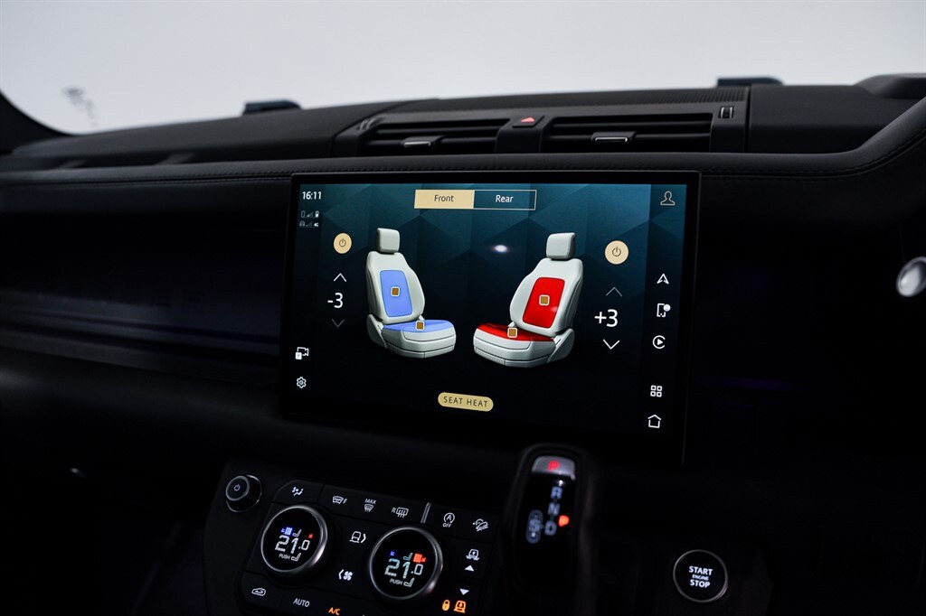 Used Land Rover Defender 2022 for sale - 77856005: Photo 30