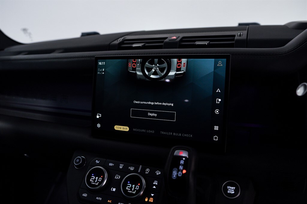 Used Land Rover Defender 2022 for sale - 77856005: Photo 31