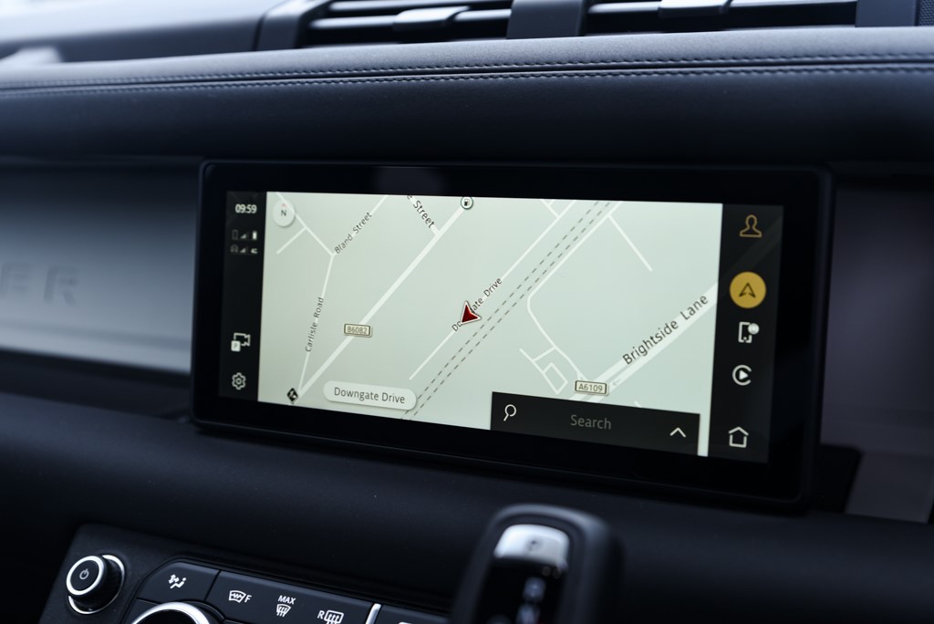 Used Land Rover Defender 110 2024 for sale - 76172536: Photo 19