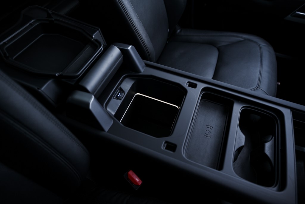 Used Land Rover Defender 110 2024 for sale - 76172536: Photo 28