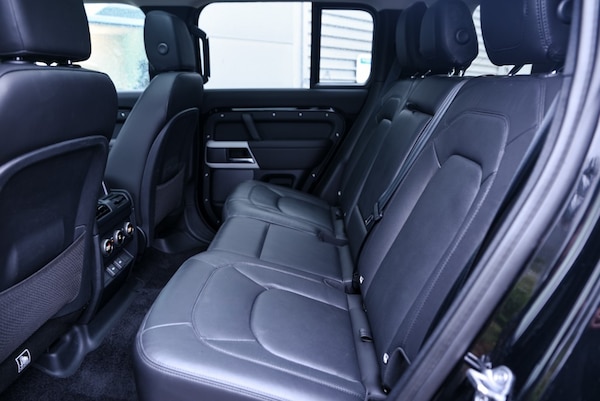 Used Land Rover Defender 2023 for sale - 76172536: Photo 9