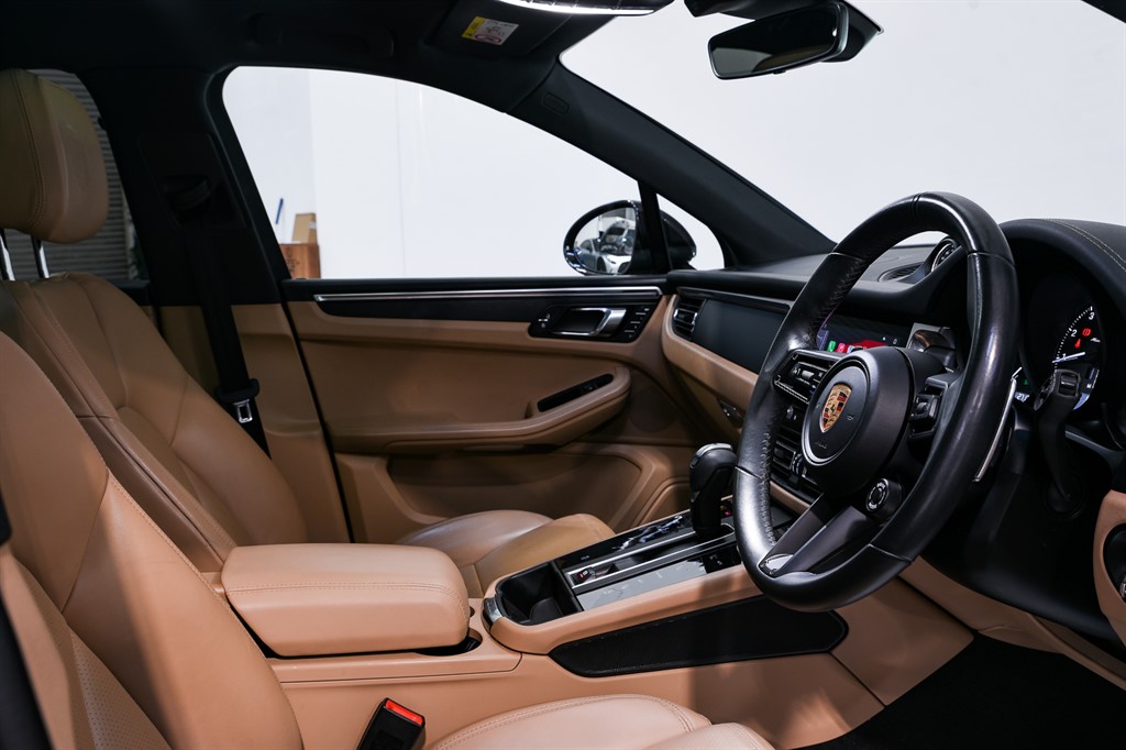 Used Porsche Macan 2023 for sale - 77248272: Photo 12