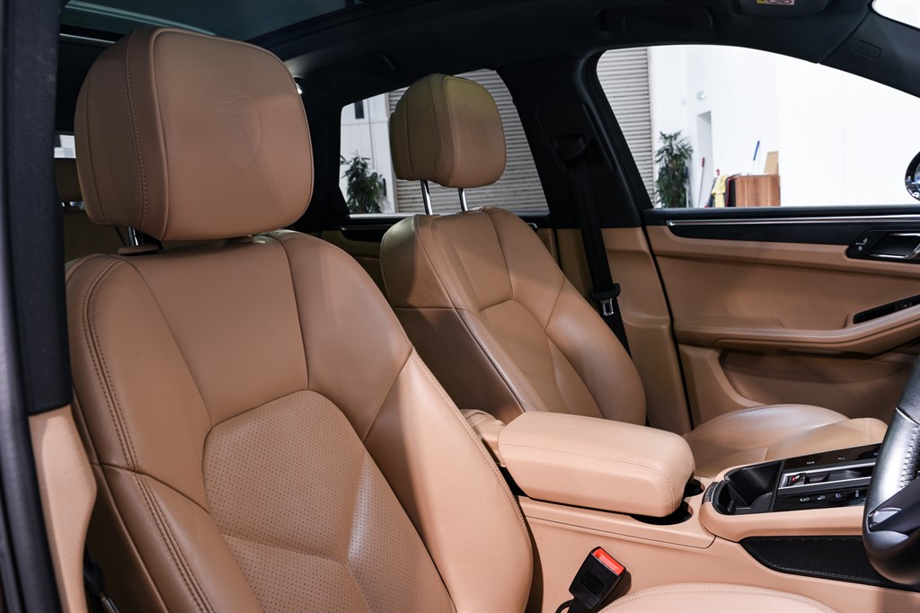 Used Porsche Macan 2023 for sale - 77248272: Photo 13