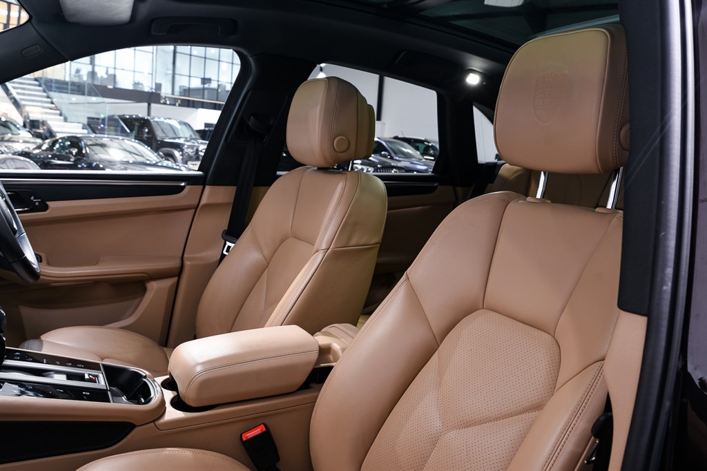 Used Porsche Macan 2023 for sale - 77248272: Photo 15