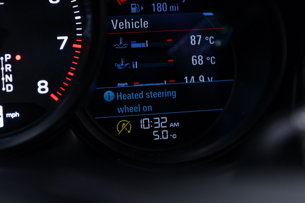 Used Porsche Macan 2023 for sale - 77248272: Photo 27