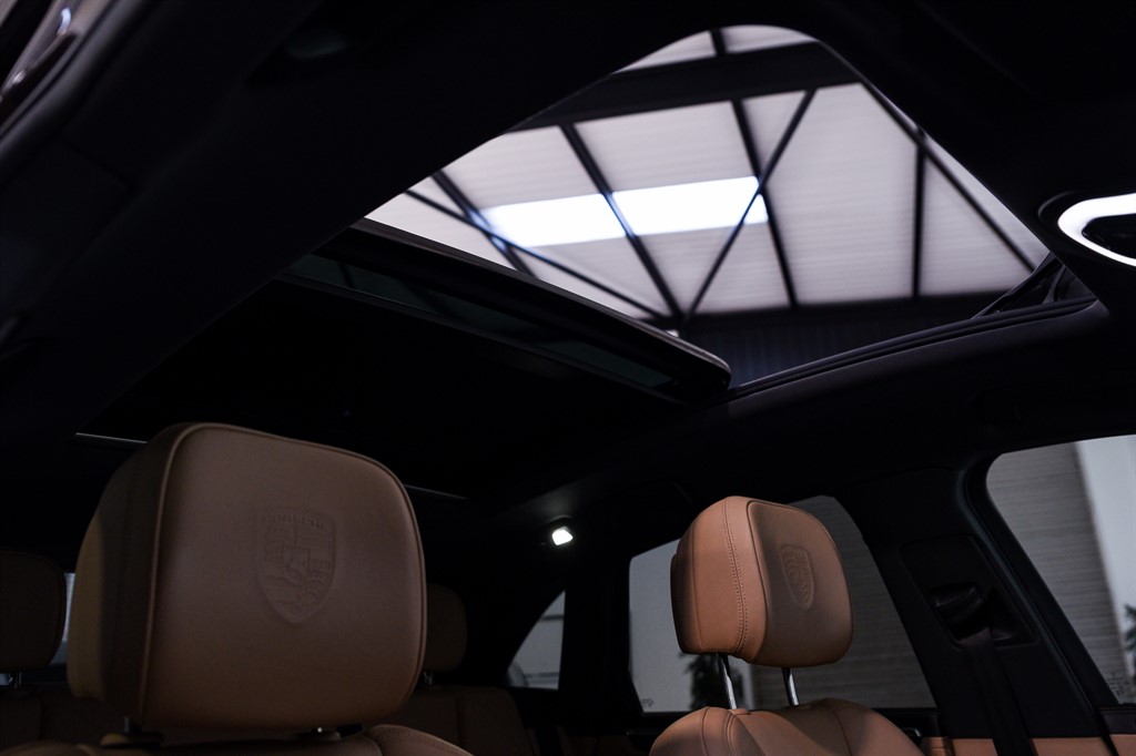 Used Porsche Macan 2023 for sale - 77248272: Photo 4