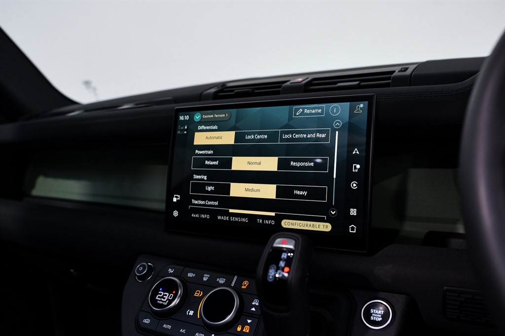 Used Land Rover Defender 2023 for sale - 77848371: Photo 33