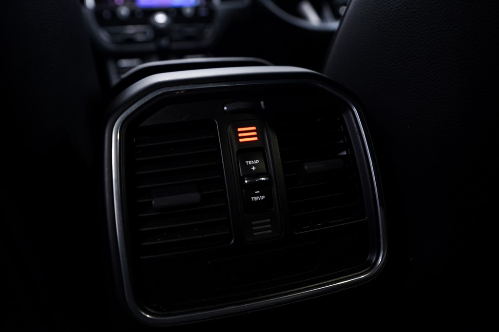 Used Porsche Macan 2023 for sale - 77634841: Photo 16