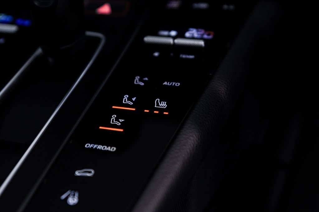 Used Porsche Macan 2023 for sale - 77634841: Photo 20