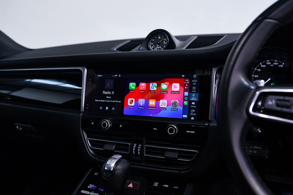 Used Porsche Macan 2023 for sale - 77634841: Photo 21