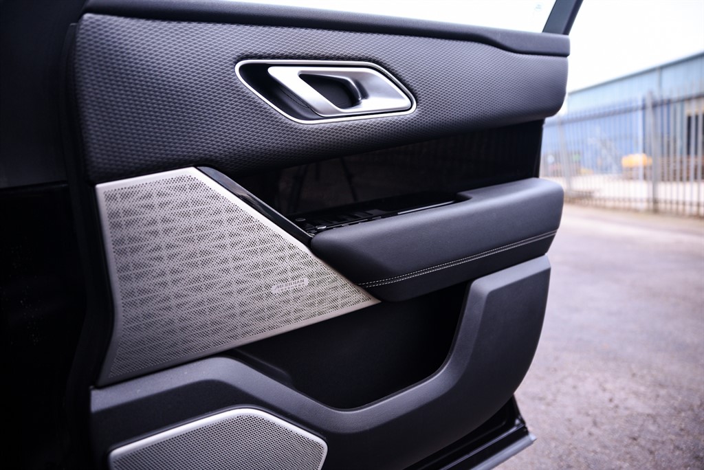 Used Land Rover Range Rover Velar 2022 for sale - 76563927: Photo 24