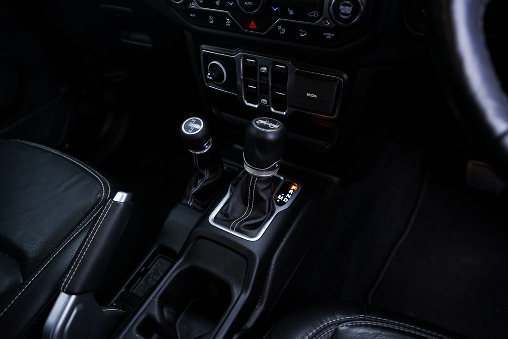 Used Jeep Wrangler 2020 for sale - 76664622: Photo 15