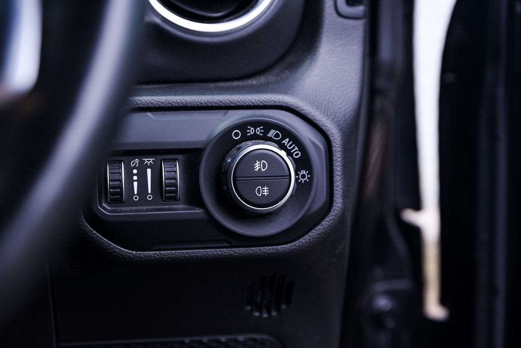 Used Jeep Wrangler 2020 for sale - 76664622: Photo 27