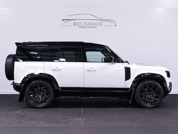 Used Land Rover Defender 2022 for sale - 79390041: Photo