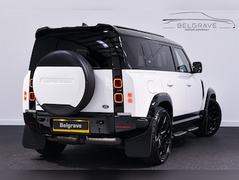 Used Land Rover Defender 2022 for sale - 79390041: Photo