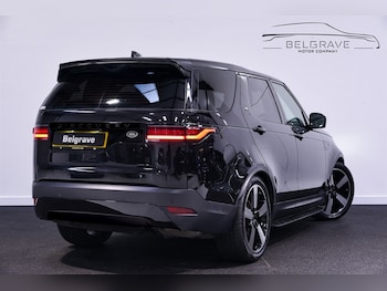 Used Land Rover Discovery 2021 for sale - 76971644: Photo