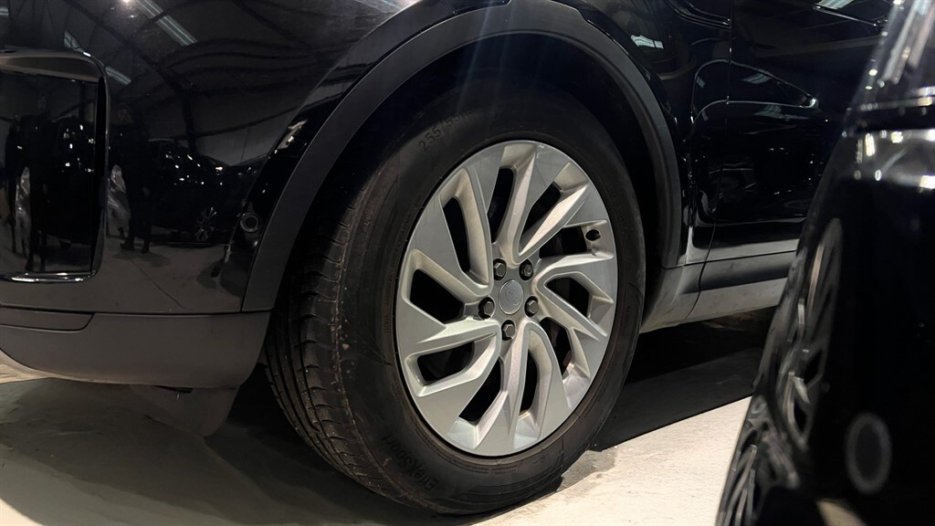 Used Land Rover Discovery 2021 for sale - 76971644: Photo 35