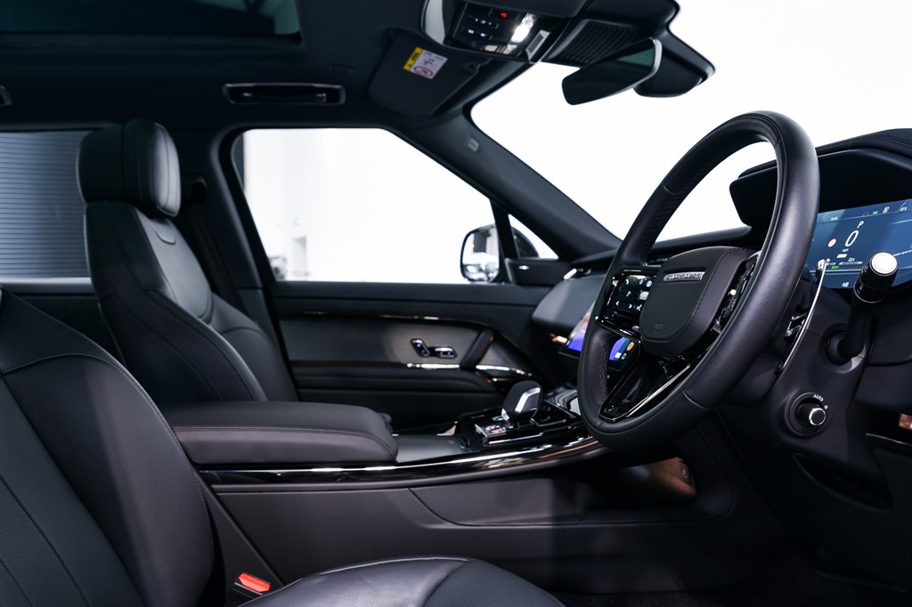 Used Land Rover Range Rover Sport 2024 for sale - 78144803: Photo 12