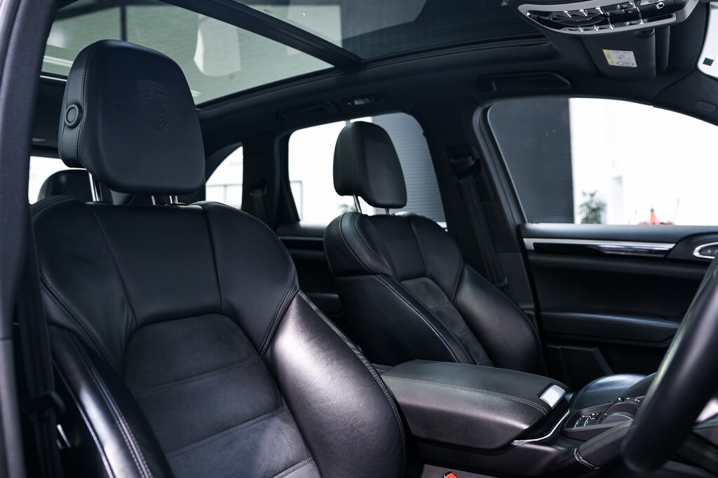Used Porsche Cayenne 2018 for sale - 77619545: Photo 17