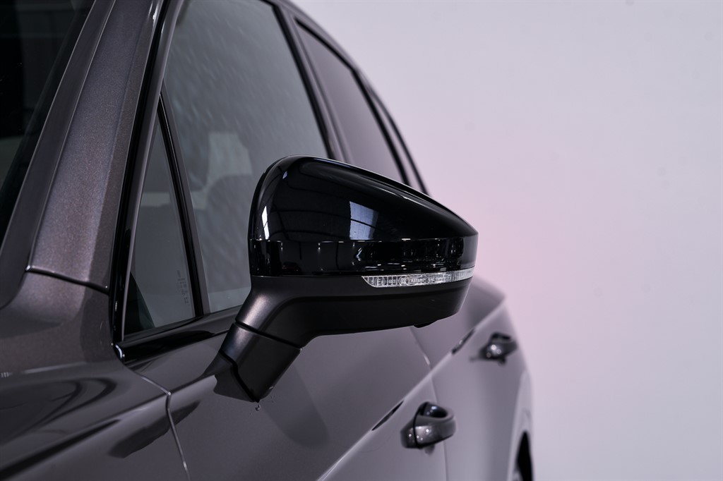 Used Volkswagen Touareg 2024 for sale - 77795242: Photo 11