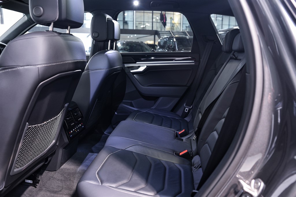 Used Volkswagen Touareg 2024 for sale - 77795242: Photo 19