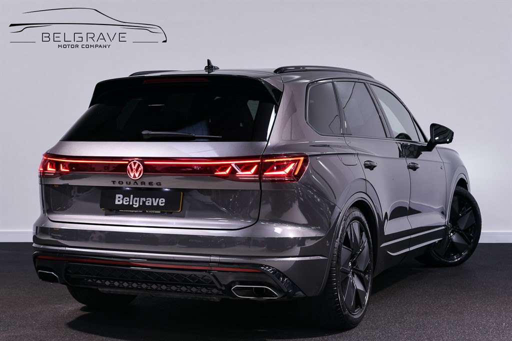 Used Volkswagen Touareg 2024 for sale - 77795242: Photo 2