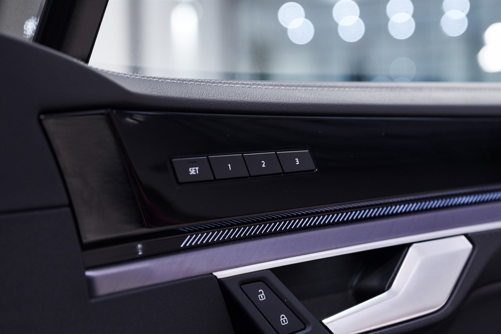 Used Volkswagen Touareg 2024 for sale - 77795242: Photo 36