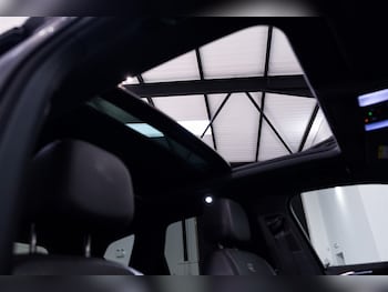 Used Volkswagen Touareg 2024 for sale - 77795242: Photo