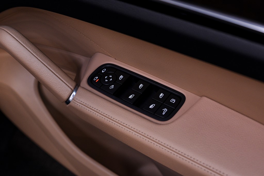 Used Porsche Cayenne 2022 for sale - 77261946: Photo 42