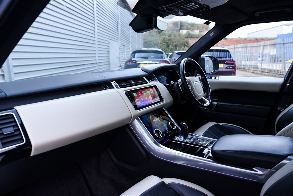 Used Land Rover Range Rover Sport 2018 for sale - 76501617: Photo 10