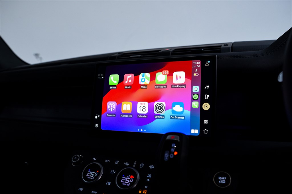 Used Land Rover Defender 2023 for sale - 77619519: Photo 20